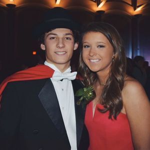 Meet your Posher, Victoria